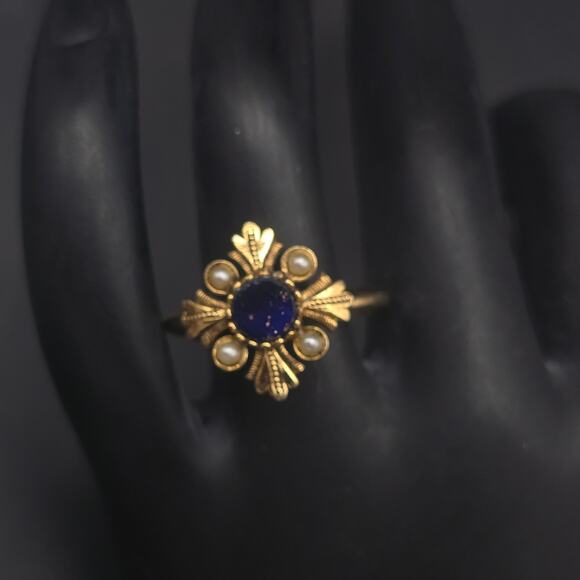 Avon 1975 Viennese Ring Blue Faux Pearl Gold Tone Band Size 7.5 - Picture 1 of 10